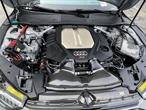 Used 2023 Audi RS 7 Sportback AWD/4WD image 30