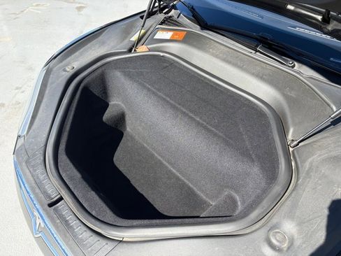 Used 2015 Tesla Model S 90D image 15