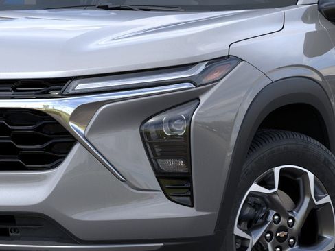 New 2026 Chevrolet Trax LT FWD image 10
