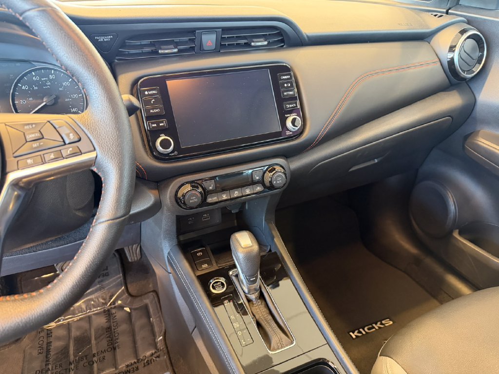 Used 2021 Nissan Kicks SR w/ SR Premium Package FWD image 17