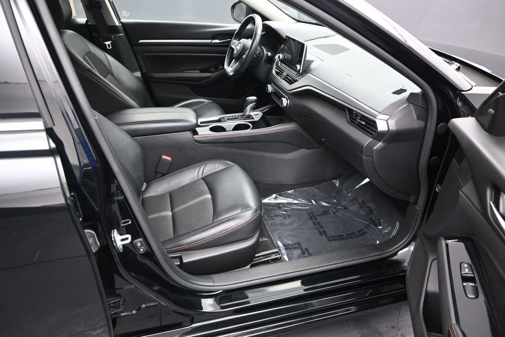 Certified 2024 Nissan Altima 2.5 SR FWD image 24