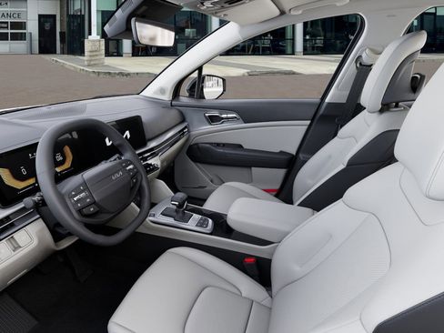 New 2026 Kia Sportage EX image 18