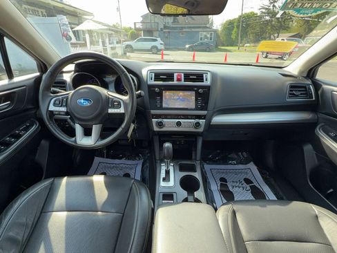 Used 2017 Subaru Outback 2.5i Premium AWD/4WD image 16