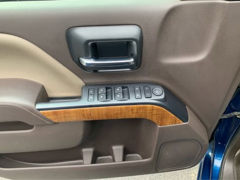 Used 2017 GMC Sierra 1500 SLE image 13