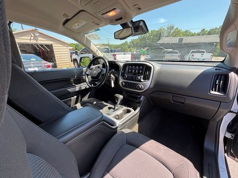Used 2019 Chevrolet Colorado LT w/ Safety Package RWD image 14