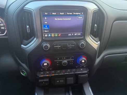 Used 2019 Chevrolet Silverado 1500 LTZ w/ LTZ Plus Package image 13