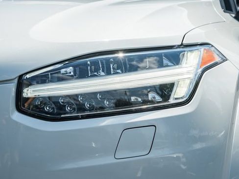 Certified 2023 Volvo XC90 T8 Ultimate w/ Protection Package Premier AWD/4WD image 15