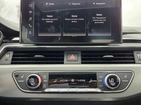 Used 2024 Audi A5 2.0T Premium Plus w/ Premium Plus image 18