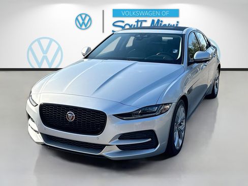 Used 2020 Jaguar XE S image 3
