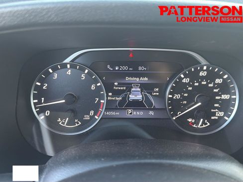Used 2024 Nissan Frontier SL w/ Technology Package RWD image 13