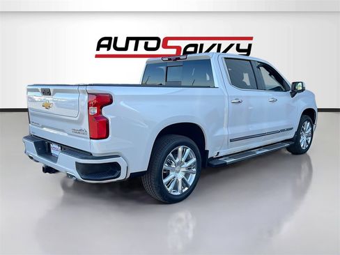 Used 2024 Chevrolet Silverado 1500 High Country w/ High Country Premium Package image 7