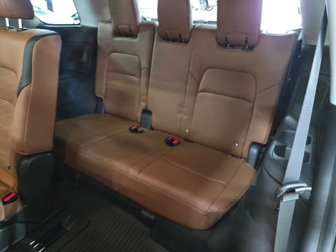 Used 2025 Nissan Pathfinder Platinum w/ Cargo Package AWD/4WD image 22