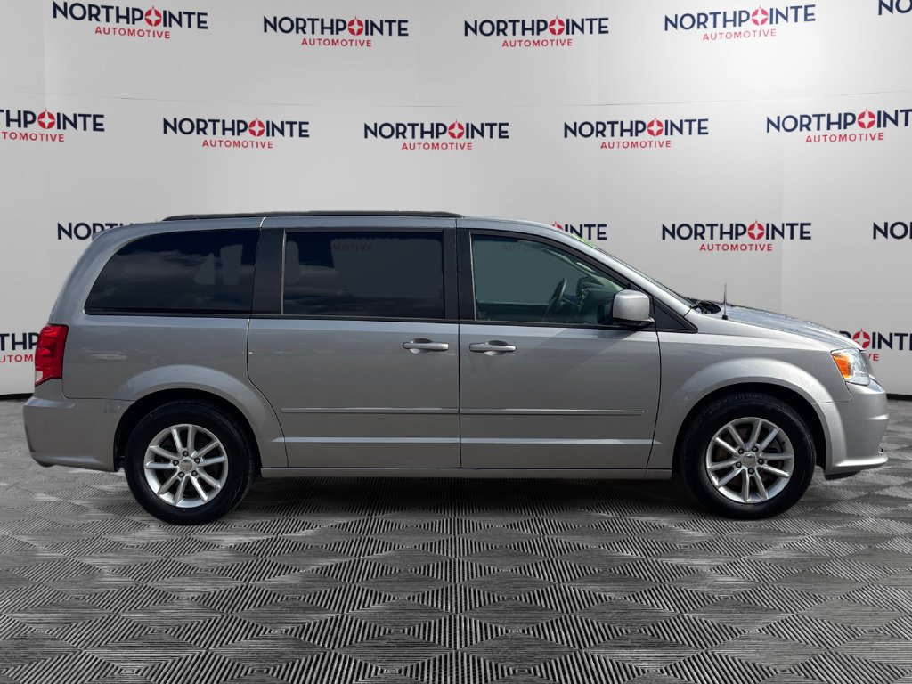 Used 2016 Dodge Grand Caravan SXT FWD image 7