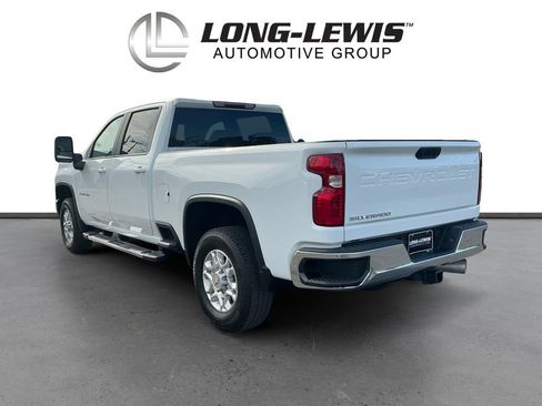 Used 2025 Chevrolet Silverado 2500 LT AWD/4WD image 4