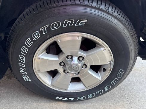 Used 2005 Toyota 4Runner Limited RWD image 23