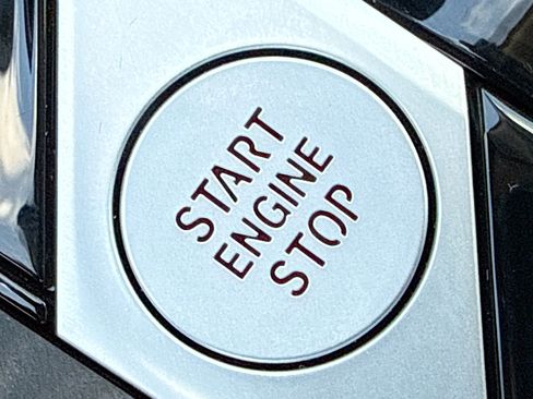 Used 2026 BMW X7 xDrive40i image 38