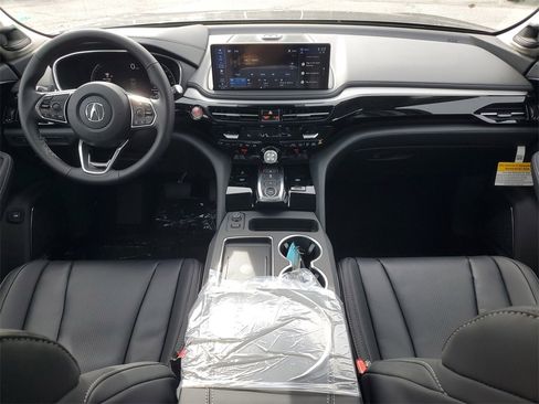 New 2026 Acura MDX Technology Package image 18