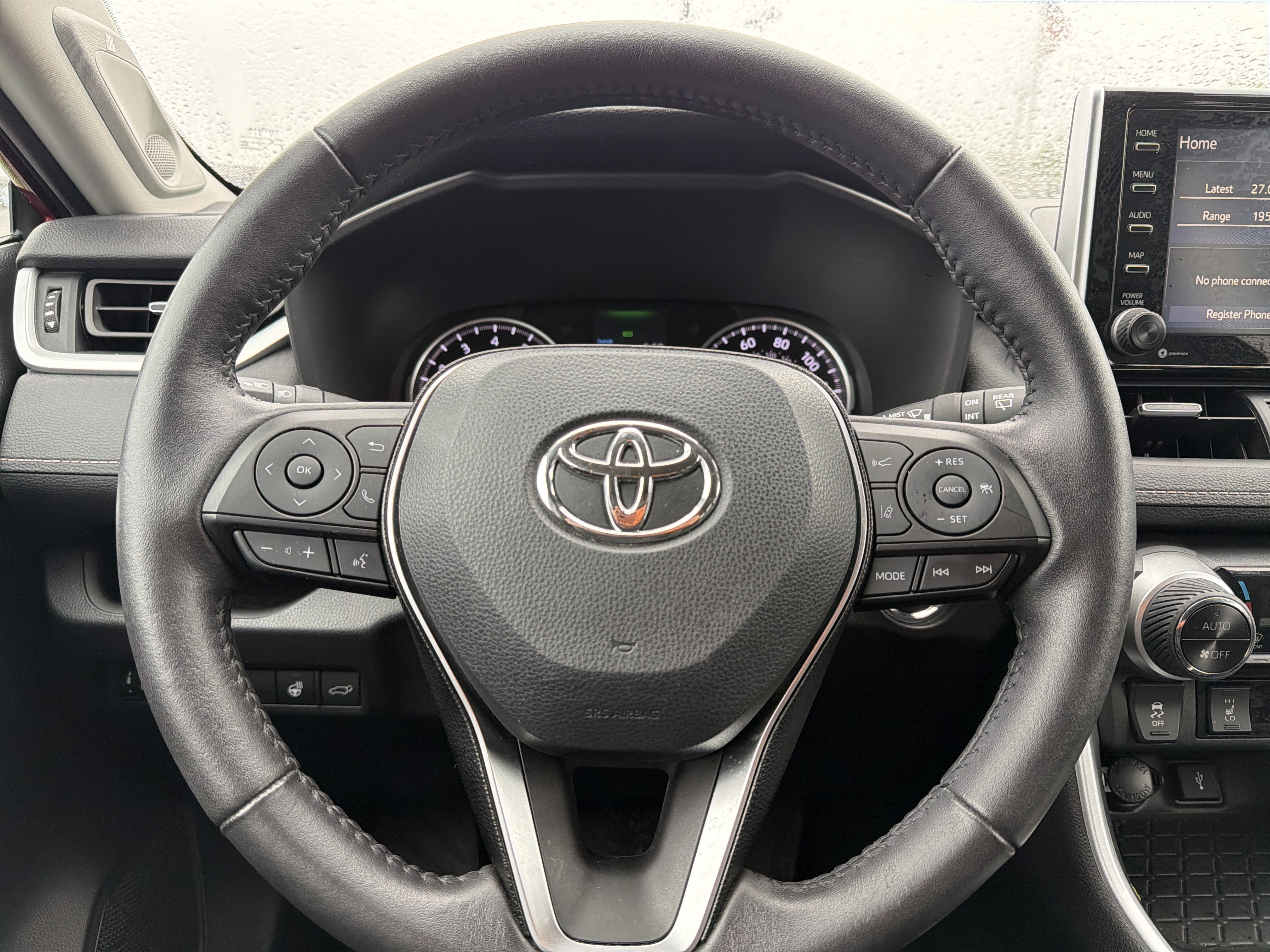 Used 2021 Toyota RAV4 XLE Premium AWD/4WD image 13