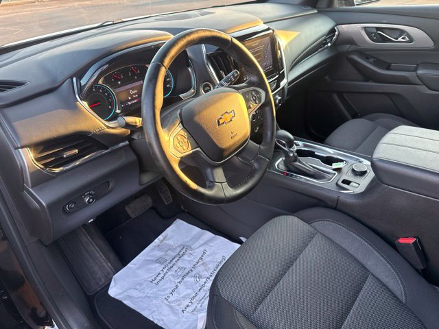 Used 2023 Chevrolet Traverse LT FWD image 24