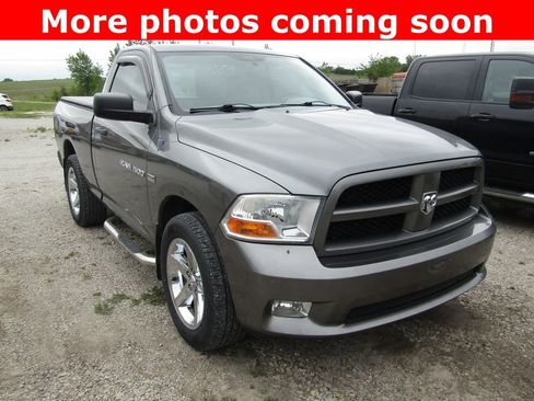 Used 2012 RAM 1500 Express RWD image 7