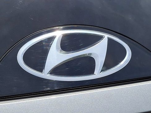 Used 2023 Hyundai Tucson SEL AWD/4WD image 32