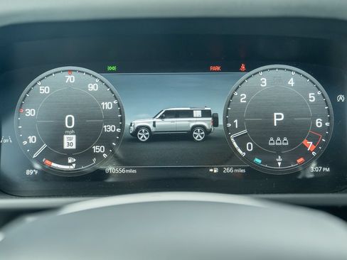 Used 2026 Land Rover Defender 110 X-Dynamic SE AWD/4WD image 14