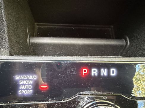 Used 2021 Jeep Grand Cherokee L Limited image 28