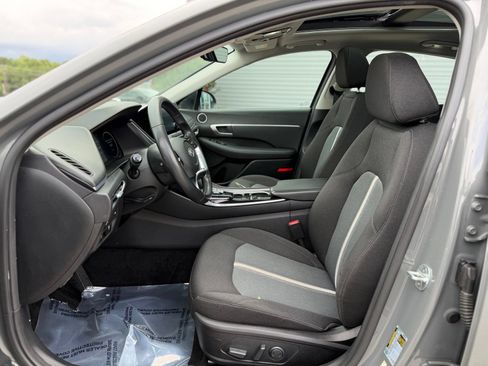 Used 2021 Hyundai Sonata SEL w/ Convenience Package FWD image 18