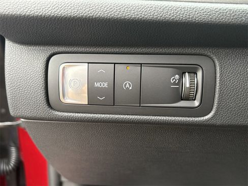 New 2026 Chevrolet Traverse LT w/ Driver Confidence Package image 42