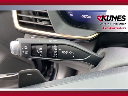 New 2025 Buick Envision Avenir image 24