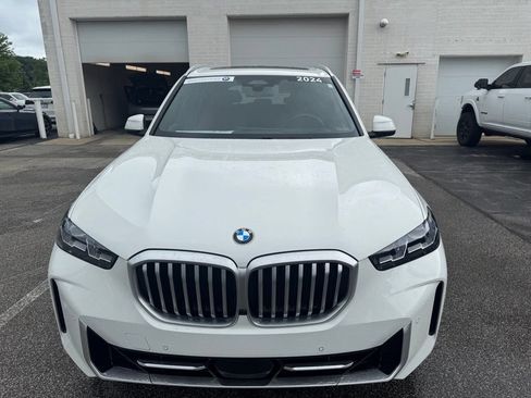Used 2024 BMW X5 xDrive40i w/ Premium Package AWD/4WD image 8