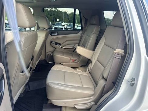 Used 2017 GMC Yukon SLT w/ Premium Edition RWD image 11