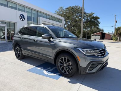 Certified 2024 Volkswagen Tiguan SE