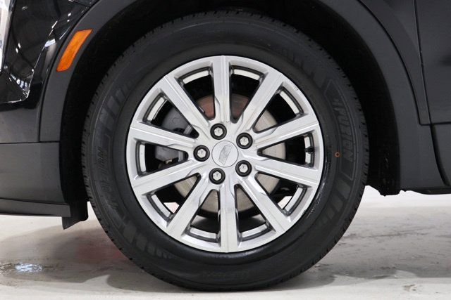 Used 2023 Cadillac XT4 Premium Luxury w/ Driver Assist Package AWD/4WD image 9