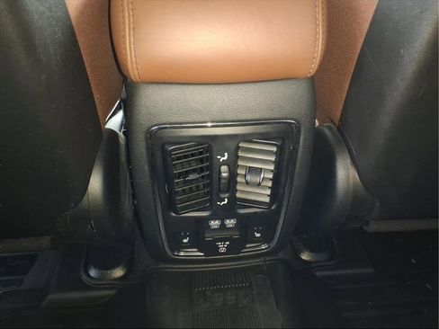 Used 2021 Jeep Grand Cherokee Overland image 21