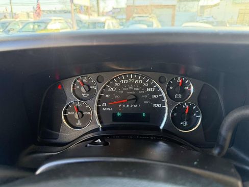 Used 2022 Chevrolet Express 2500 LS RWD image 19