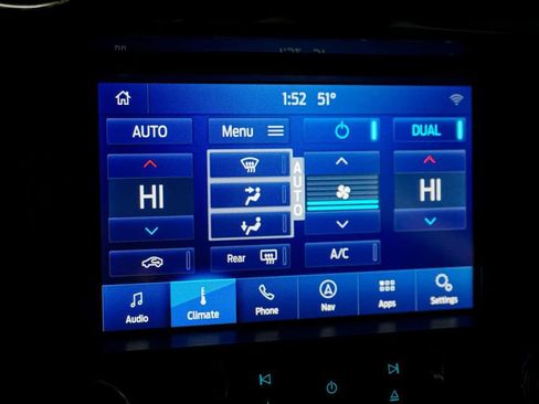 Used 2021 Ford Mustang Shelby GT500 w/ Carbon Fiber Track Pack image 25