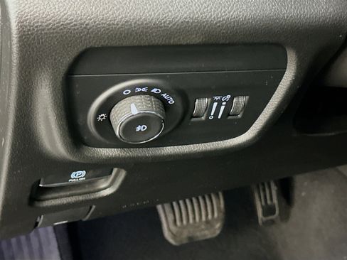 Used 2024 Jeep Grand Cherokee L Limited w/ Luxury Tech Group II AWD/4WD image 17