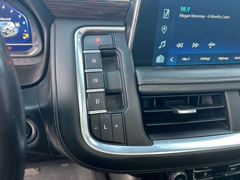 Used 2022 Chevrolet Tahoe Z71 image 30