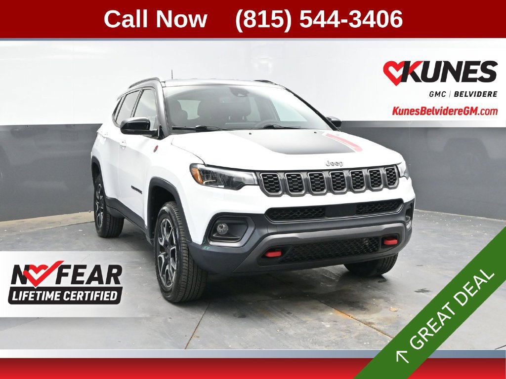 Used 2025 Jeep Compass Trailhawk AWD/4WD image 1