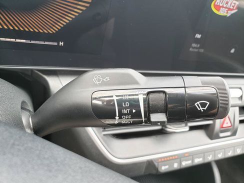 Certified 2025 Kia K4 FWD image 27