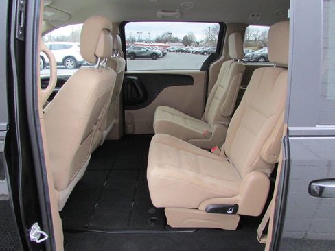 Used 2014 Dodge Grand Caravan SE w/ Quick Order Package 29E SE image 5