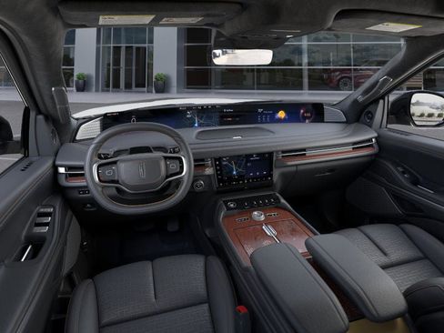New 2025 Lincoln Navigator Black Label image 9