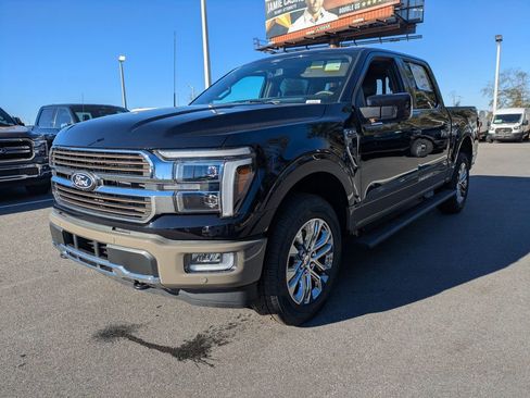 New 2025 Ford F150 King Ranch w/ FX4 Off-Road Package image 9