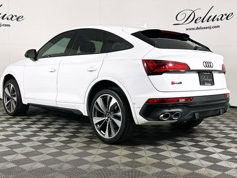 Used 2023 Audi SQ5 Prestige w/ Prestige Package image 4