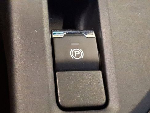 Used 2025 Subaru Forester image 25