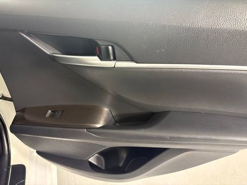 Used 2023 Toyota Camry SE FWD image 15