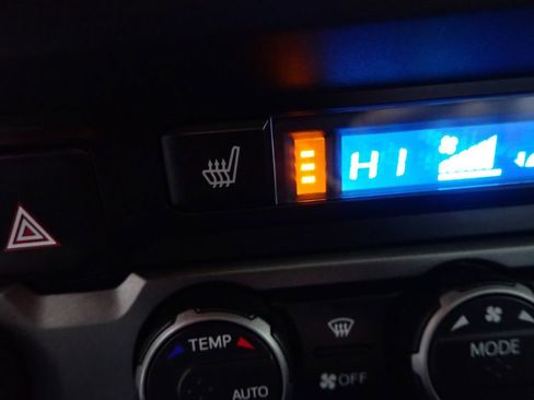 Used 2023 Toyota Tacoma TRD Off-Road w/ TRD Premium Off Road Package image 3