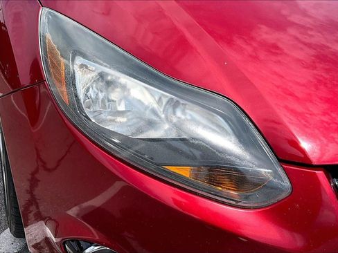 Used 2013 Ford Focus Titanium w/ Titanium Handling Pkg FWD image 24