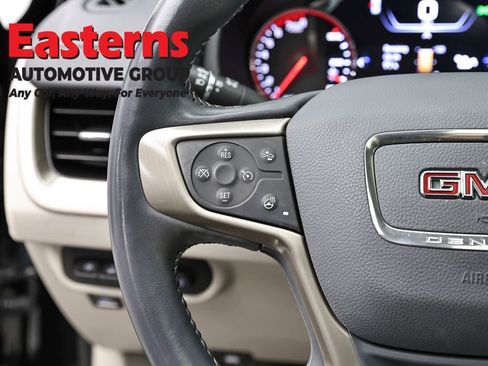 Used 2022 GMC Terrain Denali w/ Denali Premium Package image 15